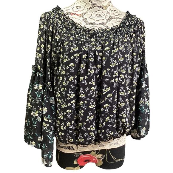 Free People Women's Black Rose Valley Off The Shoulder Bell Sleeve Crop Blouse M - Picture 1 of 7